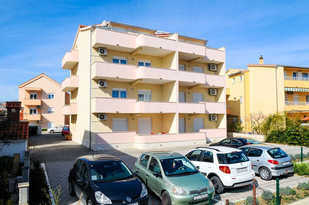 Apartments Rajic Split Kamer foto