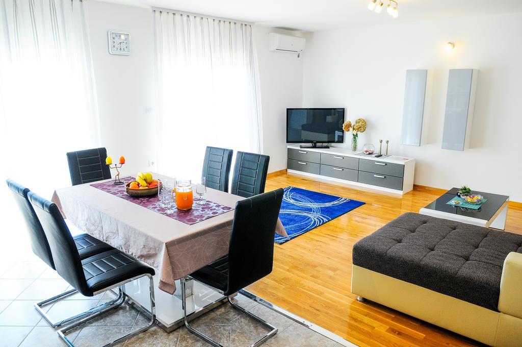 Apartments Rajic Split Kamer foto