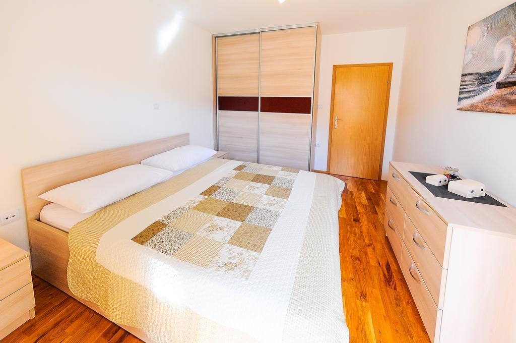 Apartments Rajic Split Kamer foto