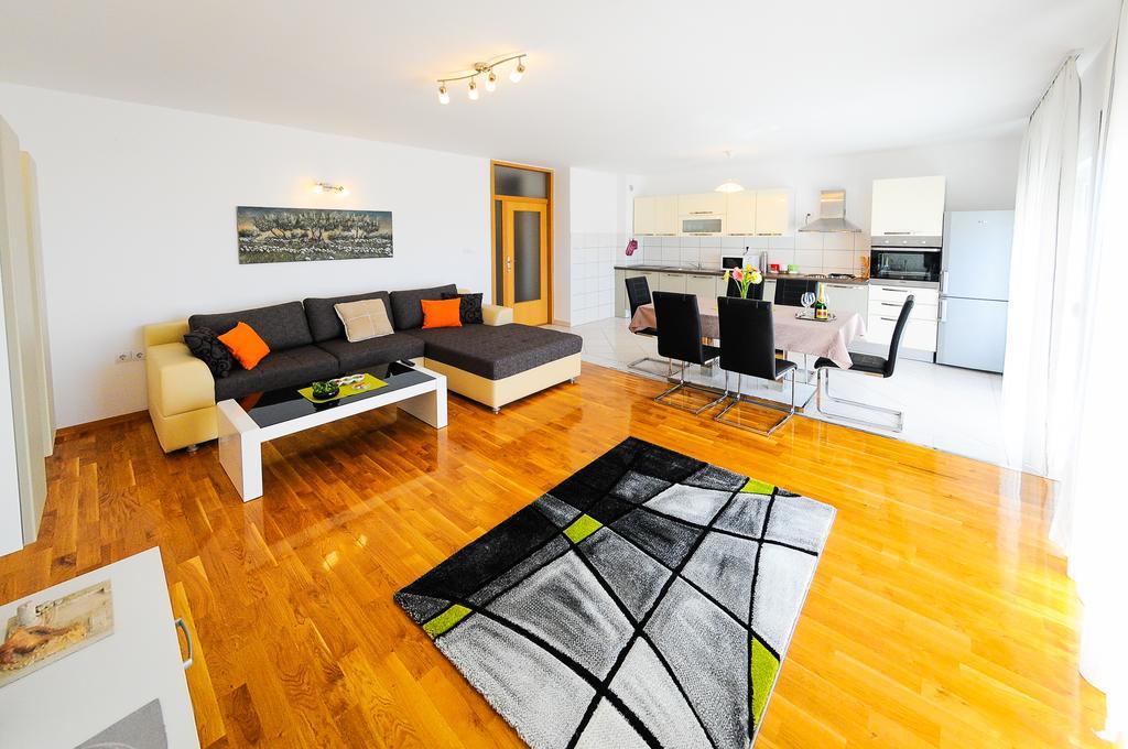 Apartments Rajic Split Kamer foto